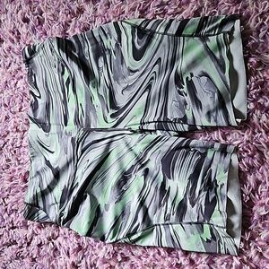 lululemon Base Pace High-Rise HR Short 8" sz12 Gray Green Paint Glide Warp Multi